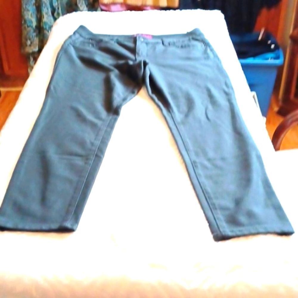 Womans New Wanna Better Butt‎ Gray Royality sz 16 Jeans